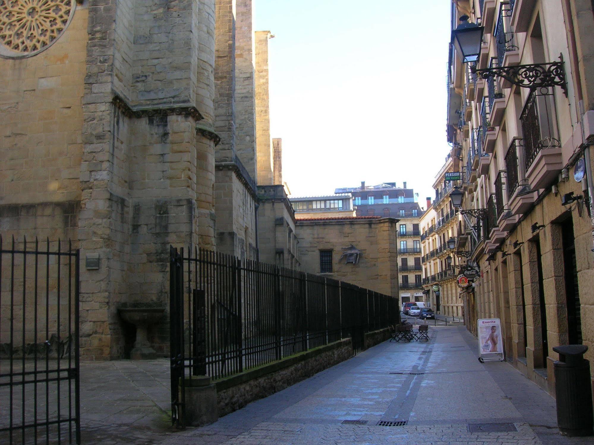 Pensión San Vicente San Sebastián Exterior foto